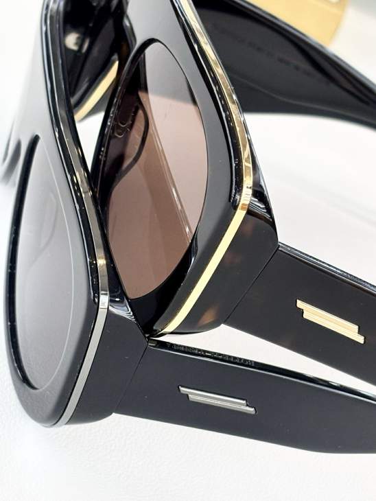 Picture of Bottega Veneta Sunglasses _SKUfw79721521fw